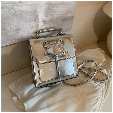 Zaino da Donna alla Moda in Pelle PU con Fiocco e Stringhe Borsa a Tracolla Quadrata Piccola Minimalista Argento Nero