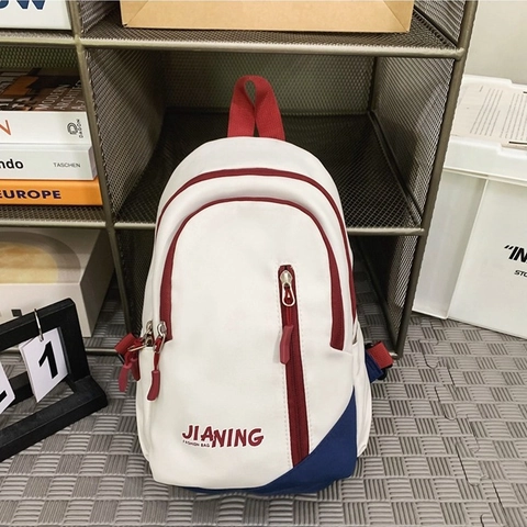 Sac de Poitrine Tendance en Nylon Bloc de Couleur pour Hommes Femmes Sac Bandoulière Léger Avec Pendentif Peluche Sacoche Décontracté