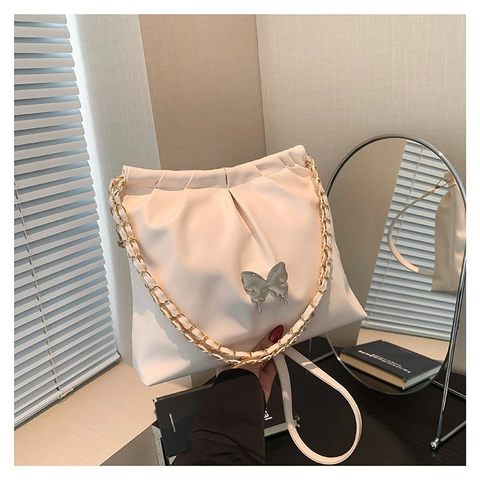 Damen Mode PU Leder Falten Schultertasche Mit Schmetterling Metall Dekor Kette Umhängetasche Große Kapazität Lässige Tasche