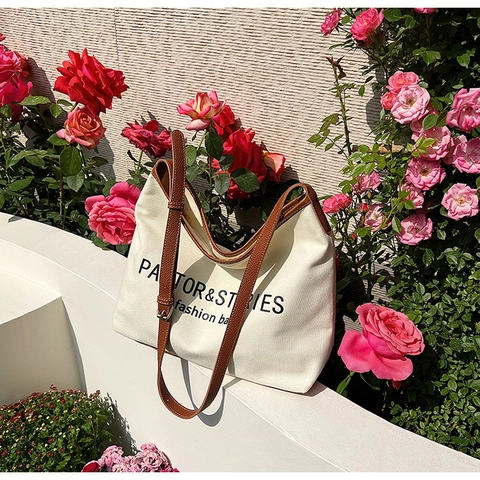 Borsa a Spalla da Donna Minimalista in Tela Grande Capacità Finiture in PU a Contrasto Borsa Tote Con Stampa di Lettere Casual