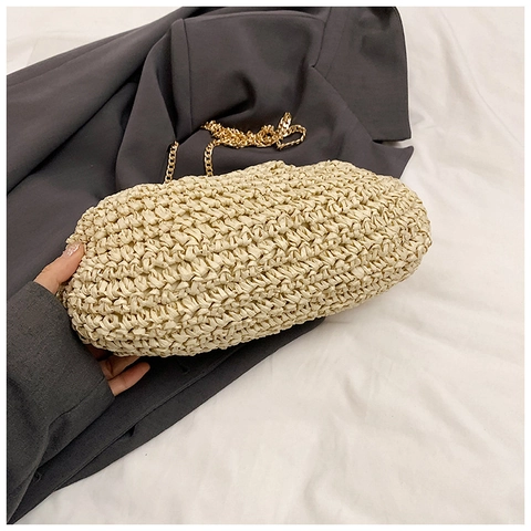 Sac Nuage Tissé en Paille Fait à la Main pour Femmes Avec Bandoulière en Chaîne Métallique Dorée Sac à Épaule Urbain