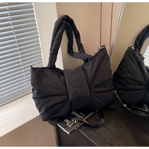Trendy Bow Design Quilted Puffy Shoulder Bag For Women Large Capacity Fashion Versatile Summer Messenger Handbag Polyester Tote Bag
