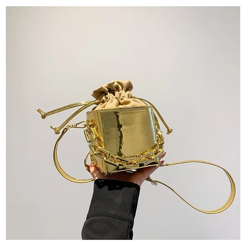Women Metallic Mirror PU Leather Cube Shoulder Bag Gold Chain Decor Drawstring Crossbody Bag For Party Daily Fashion Mini Bag
