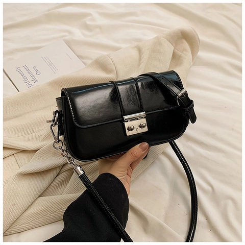 Borsa a Tracolla da Donna in Pelle PU Nuova Moda Estate 2024 Borsa Minimalista Trendy Con Serratura in Metallo e Catena
