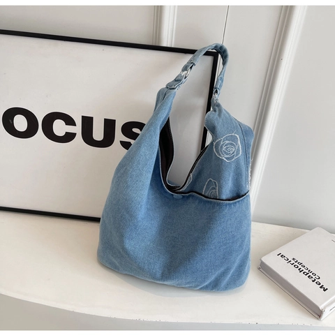 Damen Vintage Denim Umhängetasche Weiße Rose Stickerei Große Kapazität Hobo Tragetasche Casual Retro Gewaschener Stoff Tasche