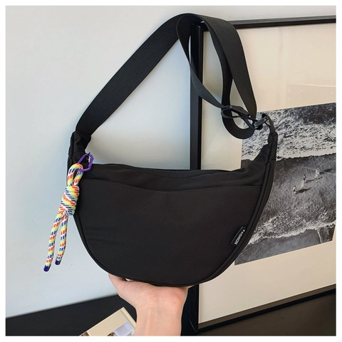 Mode Leinwand Halbmond Umhängetasche Für Damen Casual Einfarbig Schultertasche Mit Geflochtenem Anhänger Große Kapazität Hobo Tasche