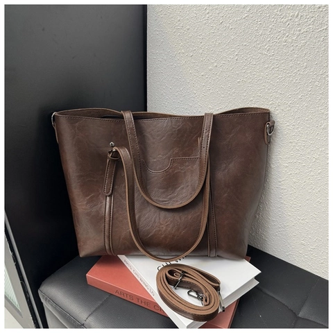 Vintage PU Leather Large Capacity Tote Bag For Women Minimalist Solid Color Shoulder Bag Versatile Commuting Handbag