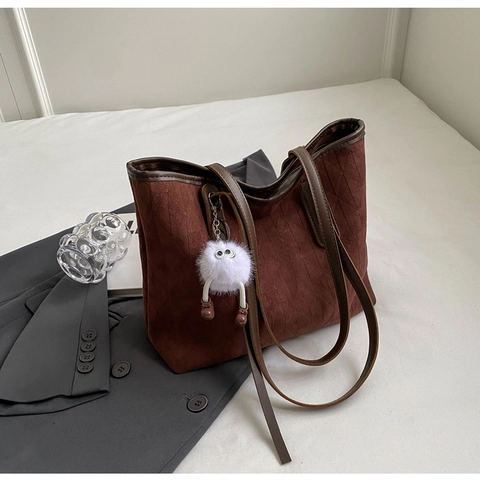 Borsa Tote da Donna Vintage in Flanella Trapuntata Grande Capacità Borsa a Tracolla Con Ciondolo Peluche Minimalista Quotidiano