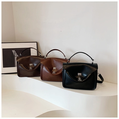 Borsa a Spalla da Donna Vintage in Pelle PU con Patta a Busta e Chiusura in Metallo Borsa a Tracolla Minimalista per Pendolarismo