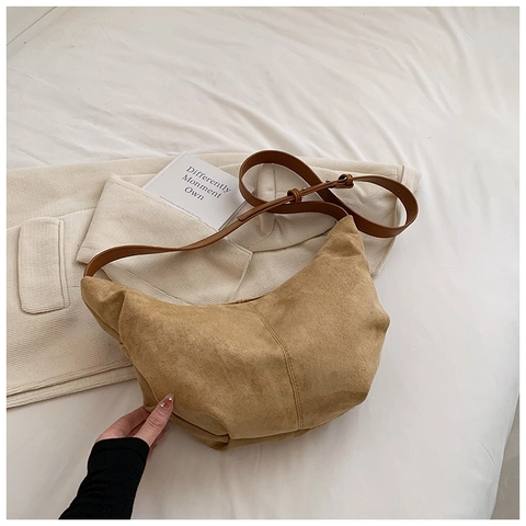 Borsa Hobo da Donna in Pelle Scamosciata PU Minimalista Grande Capacità Mezza Luna Borsa a Spalla Tracolla Regolabile Versatile