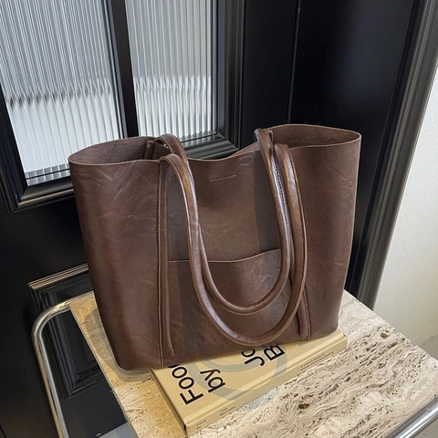 Large Capacity PU Leather Tote Bag For Women Retro Texture Shoulder Bag Solid Color Simple Commuting Travel Handbag