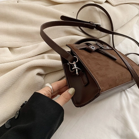 Retro Women Matte PU Crossbody Bag Simple Small Square Shoulder Bag With Wide Strap For Daily Commute Versatile Satchel Bag