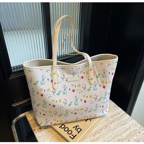 Fashion Women PU Leather Tote Bag Large Capacity Printed Floral Cherry Bow Pattern Shoulder Bag Casual Commute Handbag
