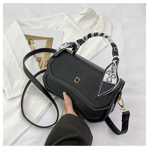 Mode Gekörntes PU Leder Damen Schultertasche Mit Goldener D-Schnalle Seidenschal Griff Urban Einfache Umhängetasche