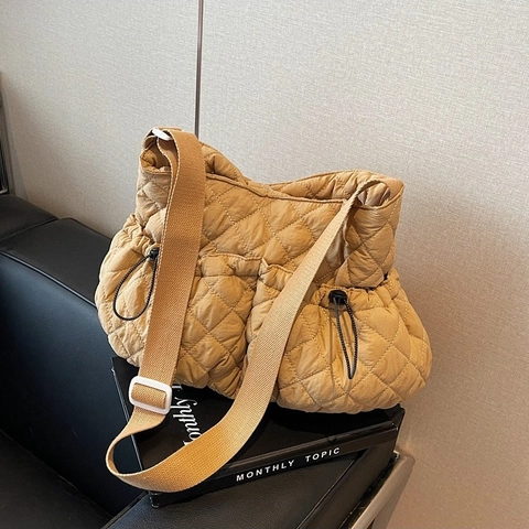 Fashion Quilted Diamond Pattern Shoulder Bag For Women Large Capacity Drawstring Puffer Cloud Crossbody Daily Commute Bag