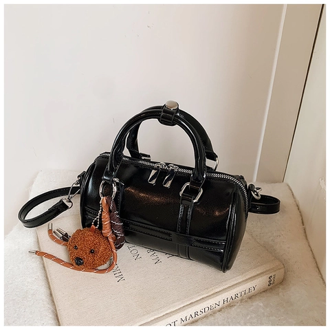 Vintage Glänzendes PU Leder Boston Tasche Für Damen Mode Zylinder Umhängetasche Mit Teddybär Schlüsselanhänger Handtasche