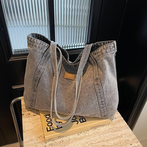 Vintage Washed Denim Tote Bag Large Capacity Shoulder Handbag For Women Daily Casual Bag With Leather Patch Solid Color