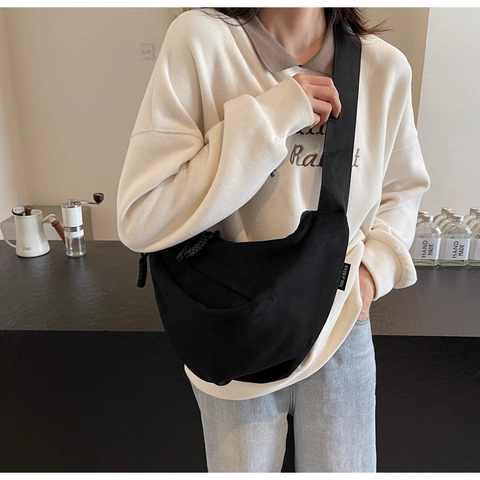 Japanese Minimalist Half Moon Crossbody Bag For Women Large Capacity PU Leather Hobo Shoulder Bag With Braided Zipper Pull
