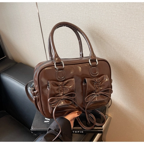 Borsa a Mano Vintage in Pelle PU Lucida Con Tasche Anteriori a Fiocco Cuciture a Contrasto Borsa a Tracolla Donna per Pendolari