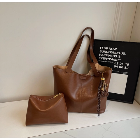Minimalist PU Leather Tote Bag For Women Large Capacity Shoulder Bag With Sub Bag Commuter Solid Color Fashion Handbag
