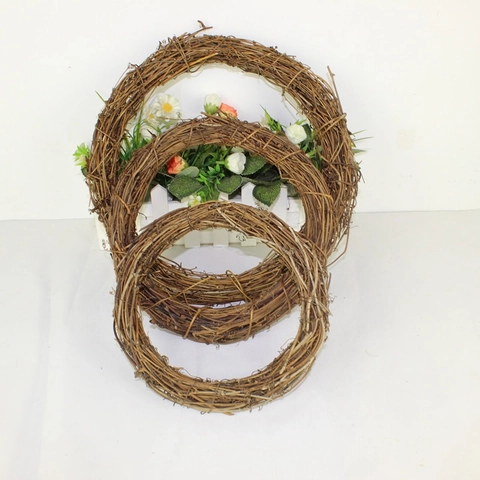 Ghirlanda di Rattan Naturale Base per Ghirlande Natalizie Artigianali Anelli di Vite Intrecciati a Mano per Decorazioni Festive