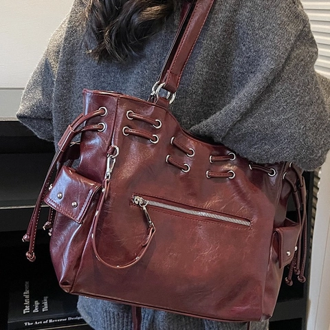 Bolso Tote de Cuero PU de Gran Capacidad para Mujer Bolso de Hombro Vintage Con Cordón y Remaches Bolso de Mano Versátil