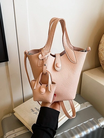 Sac Seau pour Femmes en Cuir PU Grain de Litchi Style Coréen Minimaliste Sac à Bandoulière Avec Mini Charm Sac Décontracté Polyvalent