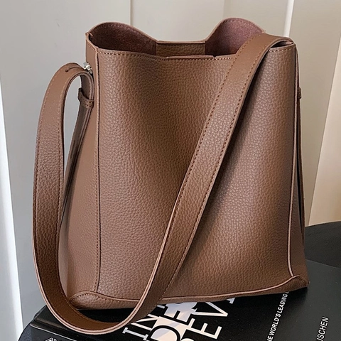 Minimalist Large Capacity PU Leather Bucket Bag For Women Autumn Winter Retro Lychee Pattern Shoulder Bag With Inner Pouch