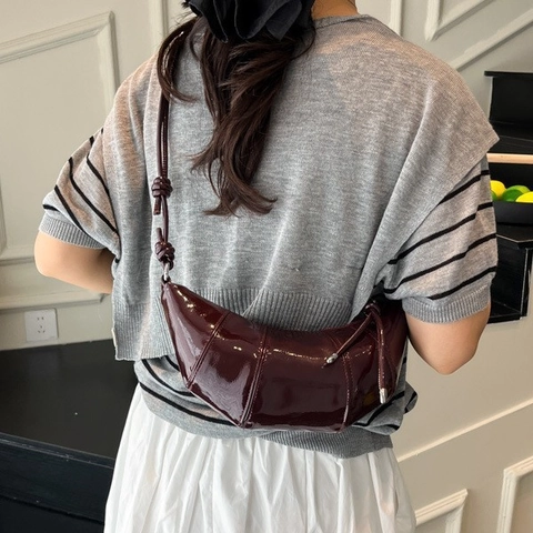 Bolso Croissant de Mujer de Cuero de PU de Patente de Alto Brillo Bolso de Hombro con Correa de Nudo Moda Bolso de Media Luna