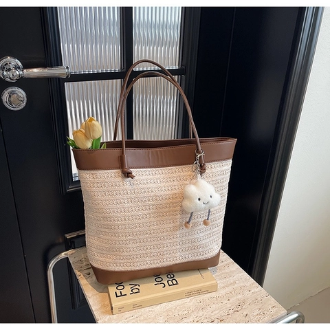 Bolso Tote de Verano de Gran Capacidad de Paja Tejida Mujer Simple Bloques de Color Bolso de Hombro de PU Con Colgante Nube