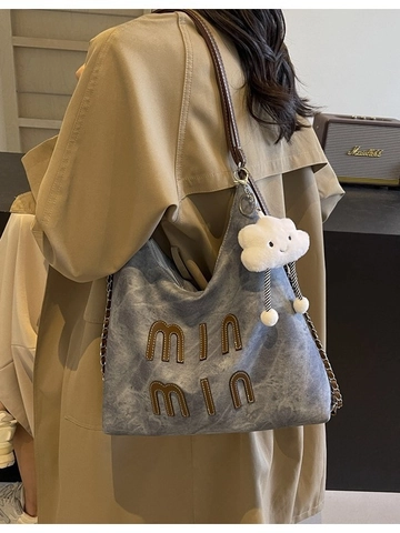Large Capacity PU Leather Hobo Bag For Women Vintage Letter Print Shoulder Bag Versatile Travel Backpack With Plush Charm