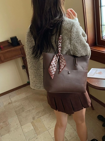 Borsa Tote da Donna a Grande Capacità in Pelle PU Trama Litchi Borsa a Tracolla Con Sciarpa Decorativa Casual da Pendolare Sottobraccio