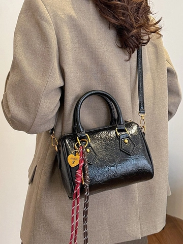 Vintage Damen Knitteroptik PU Leder Boston Tasche Modische Henkeltasche Umhängetasche Mit Metall Herz Anhänger Schultertasche