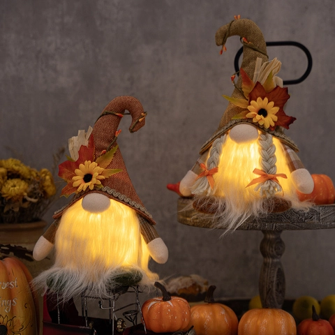 Gnome en Peluche d'Automne Action de Grâce Avec Lumière Chaude LED Tournesol Feuille d'Érable Décoration de Table