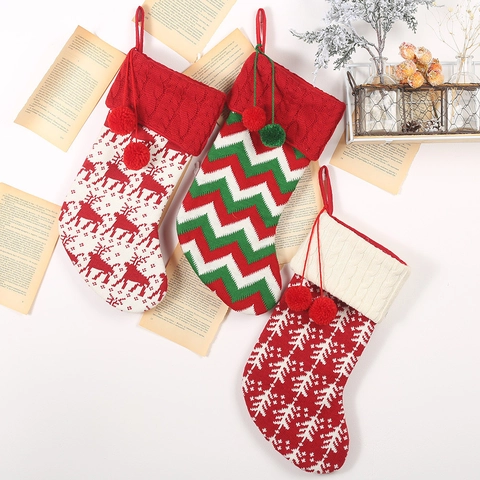 Gestrickter Weihnachtsstrumpf Rentier Schneeflocke Muster Geschenktüte Mit Pompons Zum Aufhängen Weihnachten Kamin Home Dekor