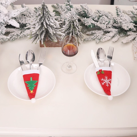 Christmas Cutlery Holder Non-woven Fabric Santa Hat Shape Knife Fork Pocket Festive Dining Table Decoration