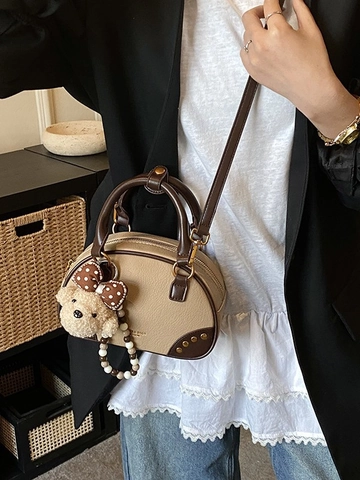 Sac Polochon Vintage pour Femme en Cuir Synthétique avec Rivets Petit Sac à Main Boston Mode Sac à Bandoulière Bloc de Couleur