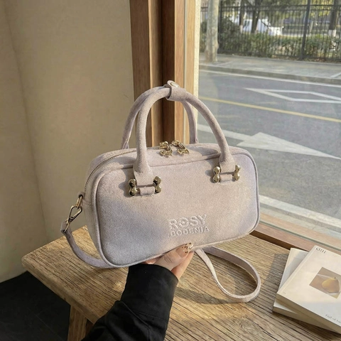 Minimalistische Wildlederoptik Boston Tasche Damen Schulter Umhängetasche Kleine Quadratische Handtasche Verstellbarer Gurt 2026