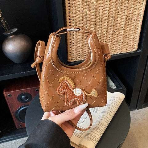 Dames Schattige Cartoon Paard Borduurwerk Mini Crossbody Tas PU Leer Gewatteerde Handtas Dumpling Vorm Koreaanse Stijl Kleine Schoudertas