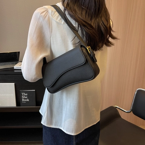 Borsa a Spalla in Pelle PU Motivo Litchi da Donna Retro Bordo a Ondine Pattina Borsa a Tracolla Minimalista Urbano per Lavoro