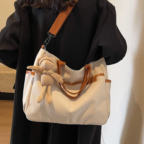 Sac Fourre-tout en Toile Grande Capacité pour Femmes Avec Pendentif Ours Sac à Main Bandoulière Décontracté Voyage