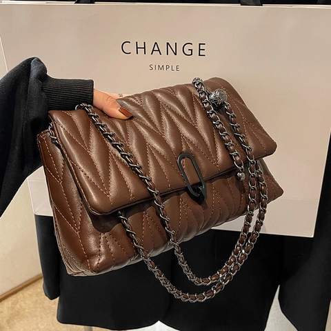 Women Fashion PU Leather Quilted Crossbody Bag Diamond V Pattern Metal Chain Shoulder Bag Elegant Streetwear Small Square Bag