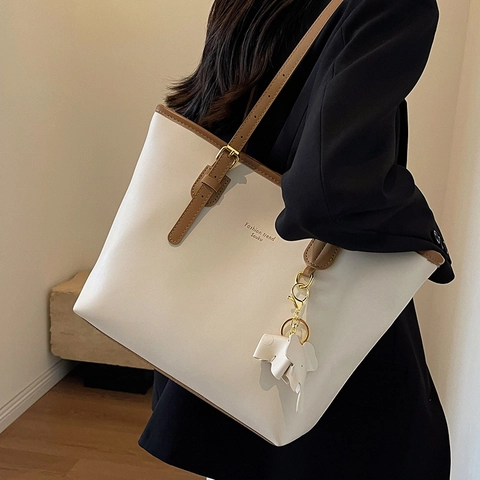 Large Capacity PU Leather Tote Bag Women With Elephant Charm Adjustable Strap Commuter Work Solid Color Handbag