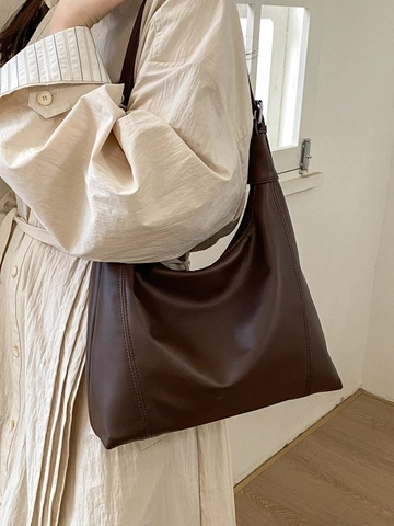 Damen Große Kapazität Kunstleder Umhängetasche Minimalistisch Retro Hobo Tasche Metallkette Nähte Täglich Pendeln Tasche