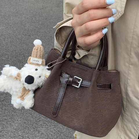 Women Microfiber Woven Bucket Bag Contrast Color Large Capacity Handbag With Plush Charm Urban Minimalist Crossbody Bag