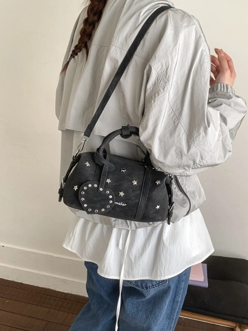Bolso Boston Vintage para Mujer con Remaches de Estrella Colgante Corazón Bolso Bandolera de Cuero PU Bolso de Hombro Casual