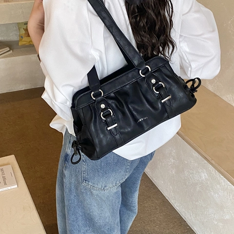 Women Ruched Shoulder Bag Synthetic Leather Vintage Boston Underarm Bag With Metallic Buckle Solid Color Commute Fashion Handbag