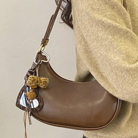 Borsa a Spalla Hobo Vintage in Pelle Sintetica per Donna Borsa Sottobraccio Dumpling Tinta Unita Con Ciondolo a Specchio