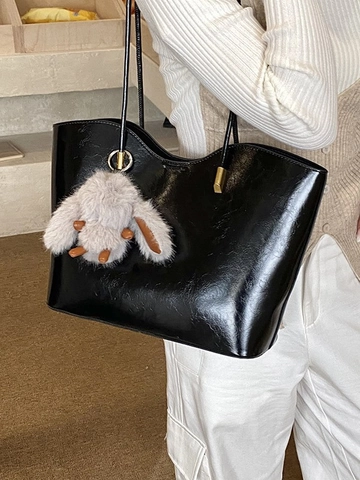Grand Sac Fourre-tout en Cuir PU pour Femmes Bord Ondulé Minimaliste Sac à Épaule Navette Avec Pendentif Lapin Sac à Main Rétro
