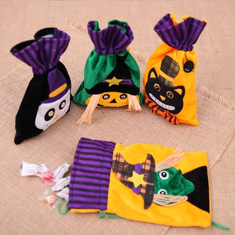 Sacchetto di Caramelle con Coulisse di Halloween in Velluto Zucca Strega Teschio Gatto Nero Sacchetto Regalo per Festa Decorativo